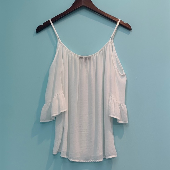 BE COOL Los Angeles White Flowy Shirt - Picture 4 of 4